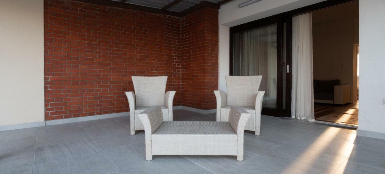 Eva Rooms & Studio Apartment Karlovac Ngoại thất bức ảnh